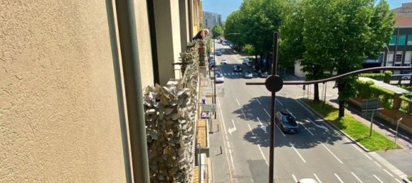 5 rooms Apartment in Parma, Italy No. 225859 18