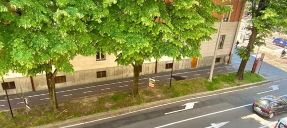 5 rooms Apartment in Parma, Italy No. 225859 16