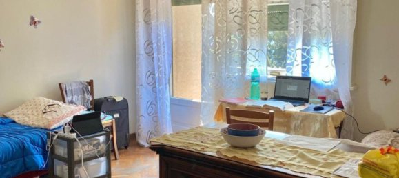5 rooms Apartment in Parma, Italy No. 225859 6