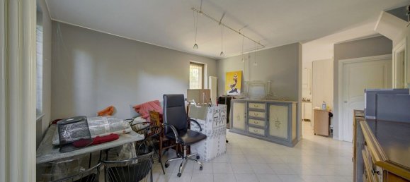 Villa de 5 dormitorios en Chieri, Italy No. 380310 31