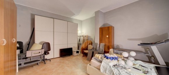 Villa de 5 dormitorios en Chieri, Italy No. 380310 4