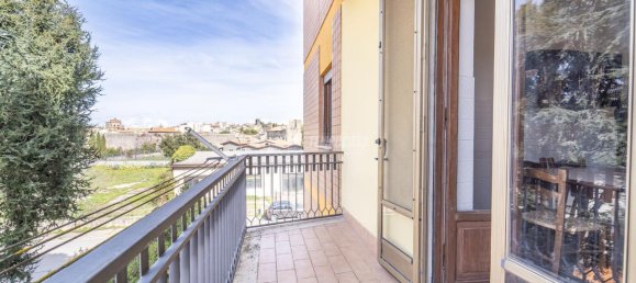 4 rooms Apartment in Viterbo, Italy No. 236923 19