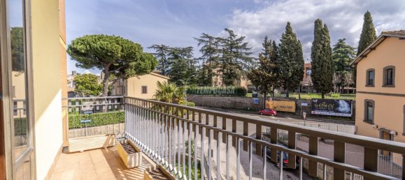 4 rooms Apartment in Viterbo, Italy No. 236923 11