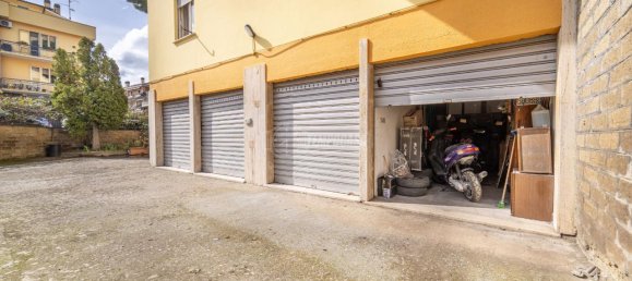 4 rooms Apartment in Viterbo, Italy No. 236923 77