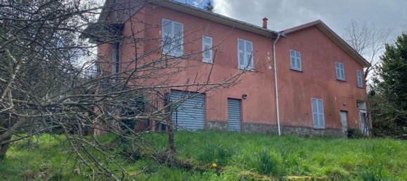 10 rooms House in Varese Ligure, Italy No. 77805 27