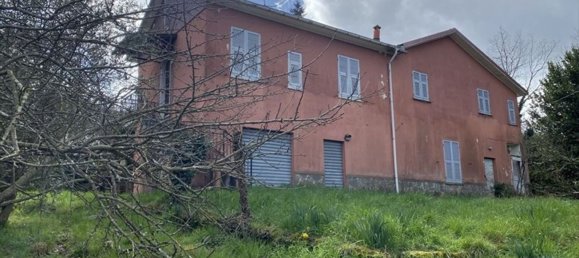 10 rooms House in Varese Ligure, Italy No. 77805 17