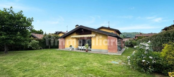 3 Schlafzimmer Villa in Mozzo, Italy, Nr. 295922 5