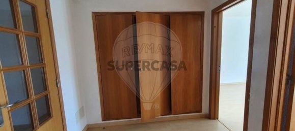 2 bedrooms Penthouse in Pinhal Novo, Portugal No. 261830 3