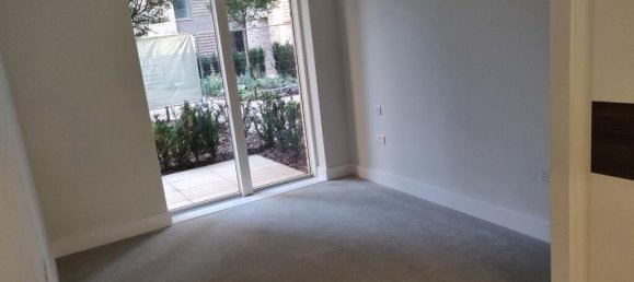 2 bedrooms Apartment in London, United Kingdom No. 10589 6