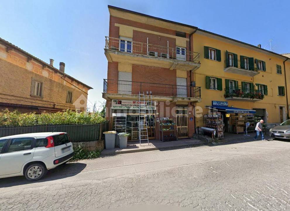 Propiedad comercial de 5 habitaciónes en Bagnoregio, Italy No. 328291