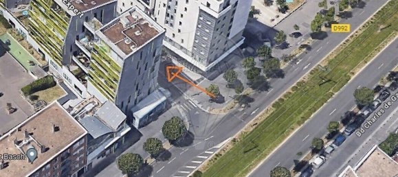 13m² Parking in Colombes, France No. 166929 3