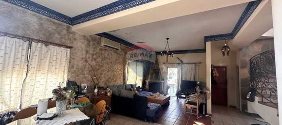 4 bedrooms House in Larnaca, Cyprus No. 13283 10