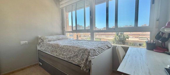 3 bedrooms Apartment in Alicante, Spain No. 167974 9