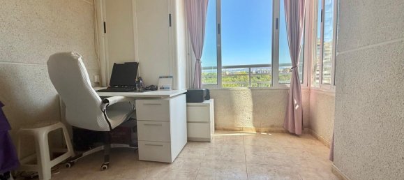 3 bedrooms Apartment in Alicante, Spain No. 167974 5