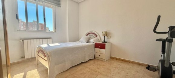 3 bedrooms Apartment in Alicante, Spain No. 167974 8