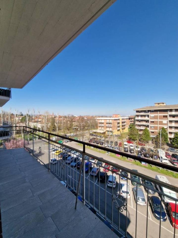 3 rooms Apartment in Maranello, Italy No. 35671