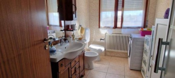 3 rooms Apartment in Maranello, Italy No. 35671 18