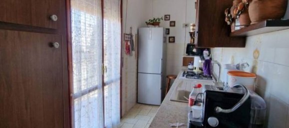 3 rooms Apartment in Maranello, Italy No. 35671 12