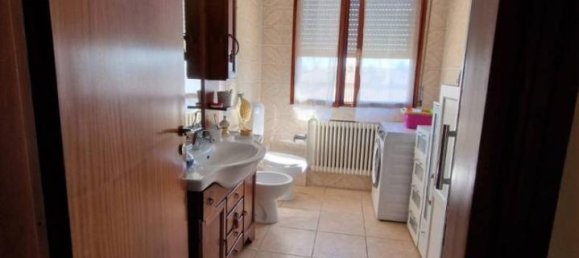 3 rooms Apartment in Maranello, Italy No. 35671 17
