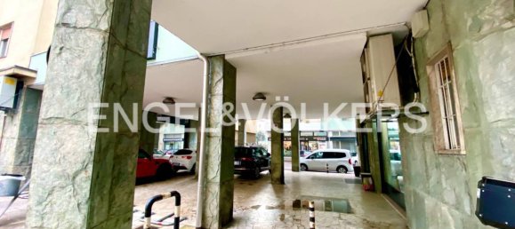 Коммерческая недвижимость с 2 комнатами в Роверето, Италия № 127347 5