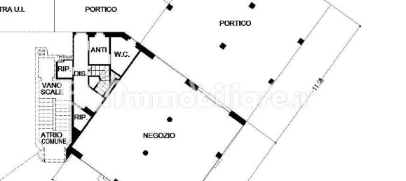 Коммерческая недвижимость с 2 комнатами в Роверето, Италия № 127347 10