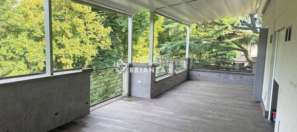 4 Schlafzimmer Penthouse in Biassono, Italy, Nr. 312993 3