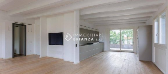 4 Schlafzimmer Penthouse in Biassono, Italy, Nr. 312993 5