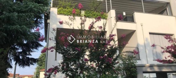 4 Schlafzimmer Penthouse in Biassono, Italy, Nr. 312993 27