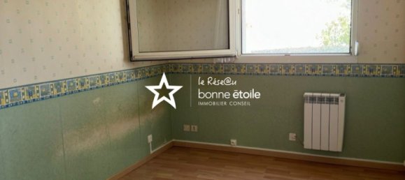 Casa de 4 dormitorios en Richebourg, France No. 252385 12