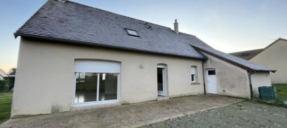 Villa de 4 dormitorios en Sarthe, France No. 311102 2