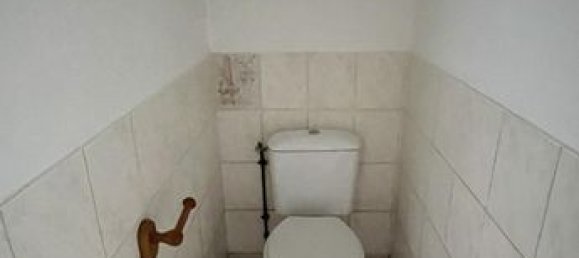 Villa de 4 dormitorios en Sarthe, France No. 311102 11