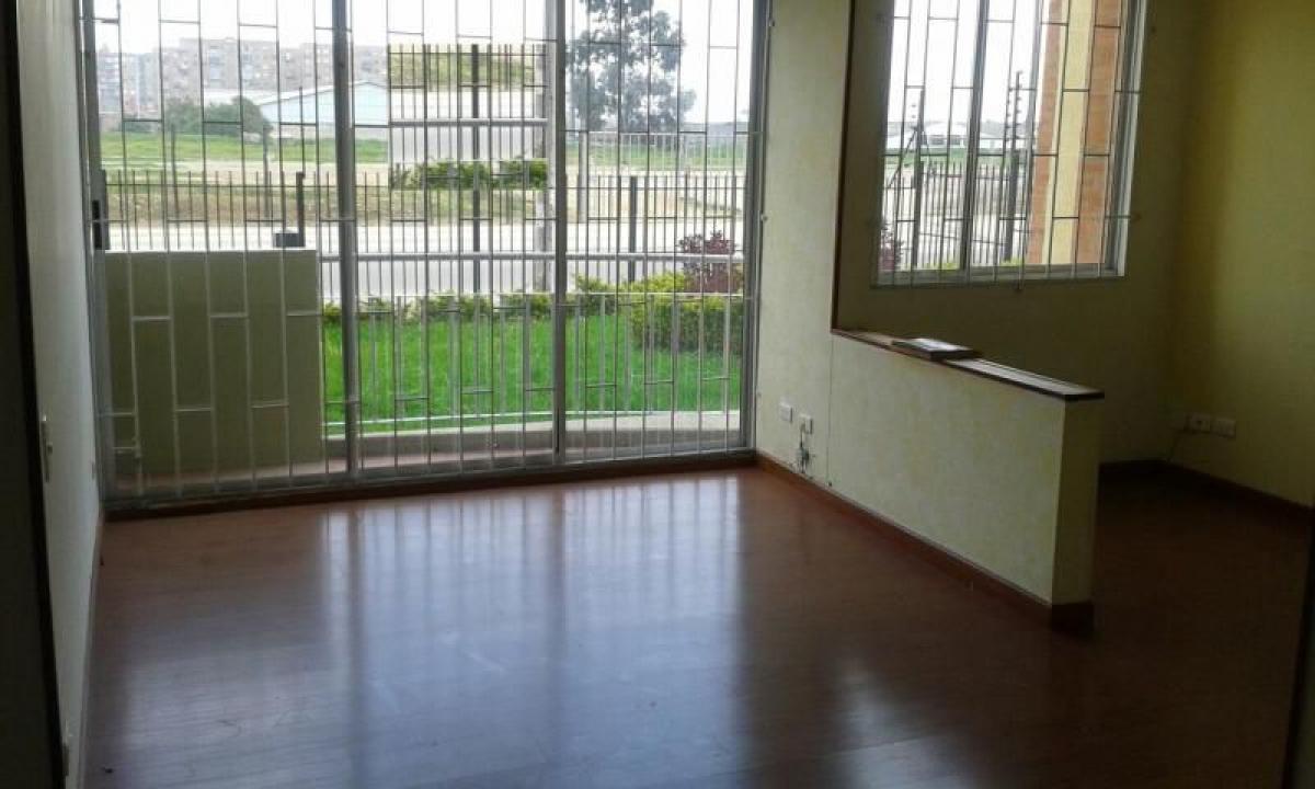 3 Schlafzimmer Haus in Bogota, Colombia, Nr. 9697