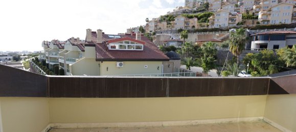 Ático de 3+1 en Kargicak, Turkey No. 658 23