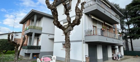3 rooms Apartment in Cavriago, Italy No. 8063 29