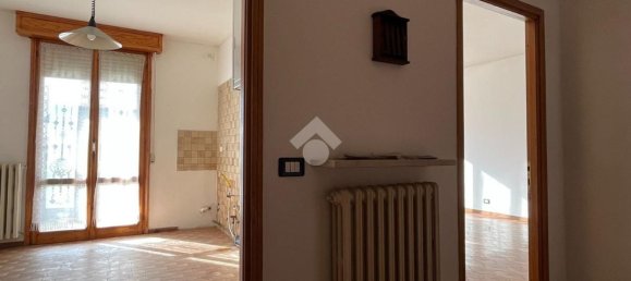 3 rooms Apartment in Cavriago, Italy No. 8063 10