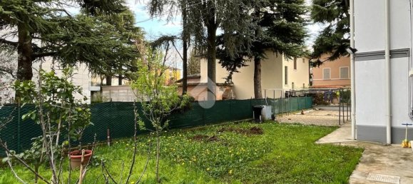 3 rooms Apartment in Cavriago, Italy No. 8063 26