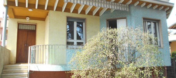 4 rooms Villa in Carugo, Italy No. 305454 4