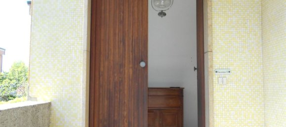 4 rooms Villa in Carugo, Italy No. 305454 7