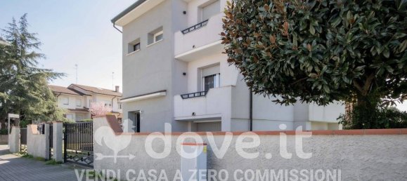 4 bedrooms Villa in Occhiobello, Italy No. 220021 15