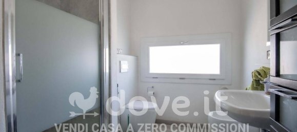 4 bedrooms Villa in Occhiobello, Italy No. 220021 2