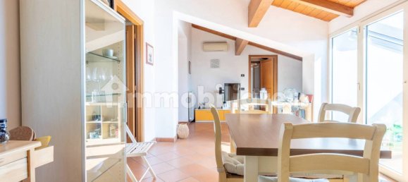 Apartamento de 3 dormitorios en Lucca, Italy No. 44588 4