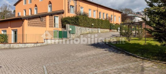 Apartamento de 3 dormitorios en Lucca, Italy No. 44588 10