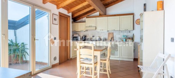 Apartamento de 3 dormitorios en Lucca, Italy No. 44588 6