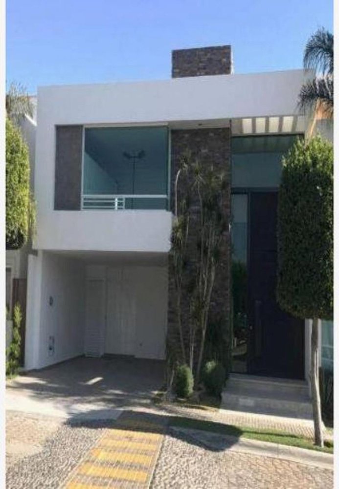 3 bedrooms House in Puebla, Mexico No. 186454