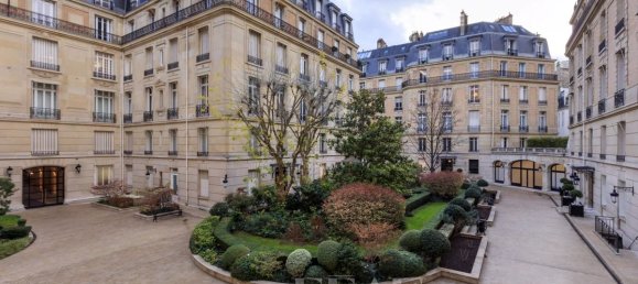 3 chambres Appartement à Paris, France No. 189320 2