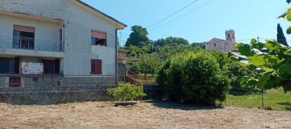 Casa de 6 habitaciónes en Fivizzano, Italy No. 127702 6