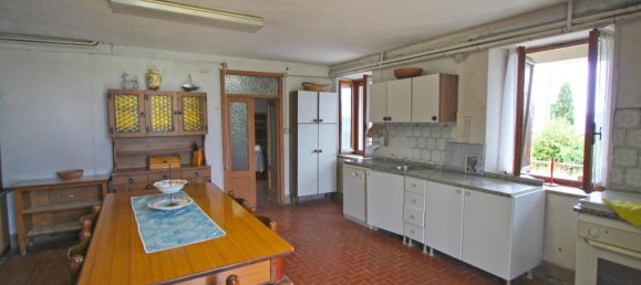 Casa de 6 habitaciónes en Fivizzano, Italy No. 127702 33