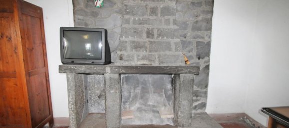 Casa de 6 habitaciónes en Fivizzano, Italy No. 127702 35