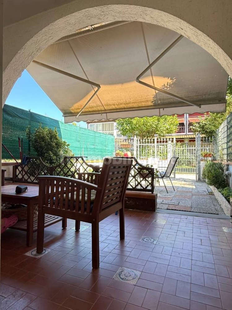 2 Schlafzimmer Haus in Comacchio, Italy, Nr. 357574