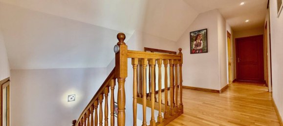 7 bedrooms Villa in Vannes, France No. 291524 9